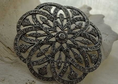 BALERINA - srebrna brosza z kryształami