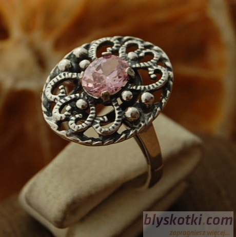 MARGE - srebrny pierścionek z różowym kryształem 
