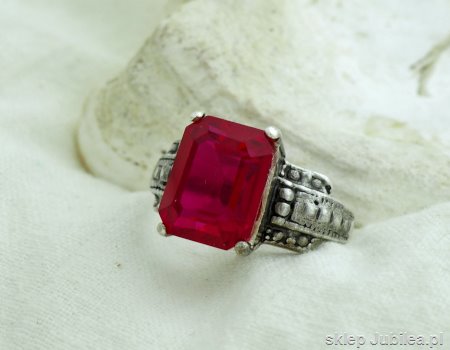 ALEROS - srebrny pierścionek z birmańskim rubinem