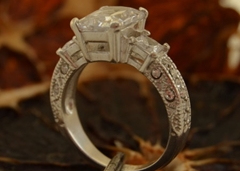 ALEXIS - srebrny pierścień z cyrkonią