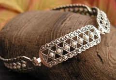 PINA - srebrna bransoletka z perłami
