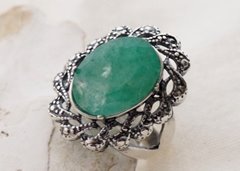 Serce Kolumbii Pierścionek z naturalnym szmaragdem